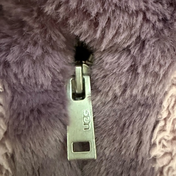 UGG women's Augusta Faux Fur & Faux Shearling Baseball Jacket size L - Picture 8 of 14